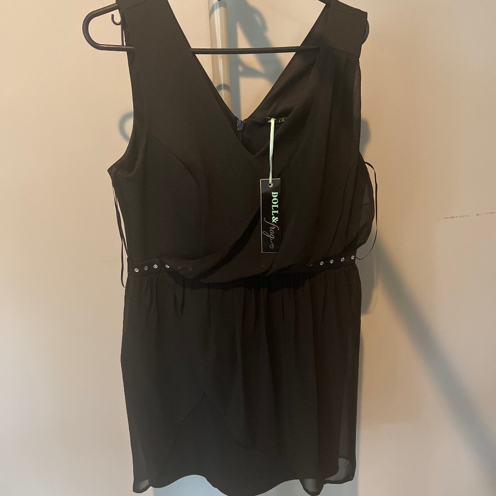 ❤️❤️❤️FRIDAY SALE❤️❤️❤️Black dress Rinestone details at waist